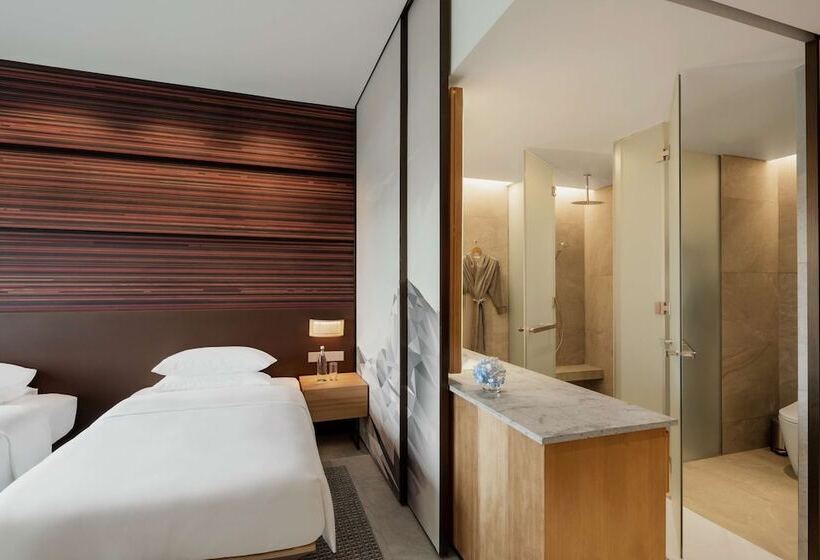 스탠다드 전망 룸, Hyatt Centric Kota Kinabalu