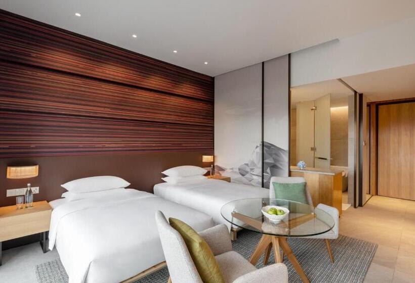 스탠다드 룸, Hyatt Centric Kota Kinabalu