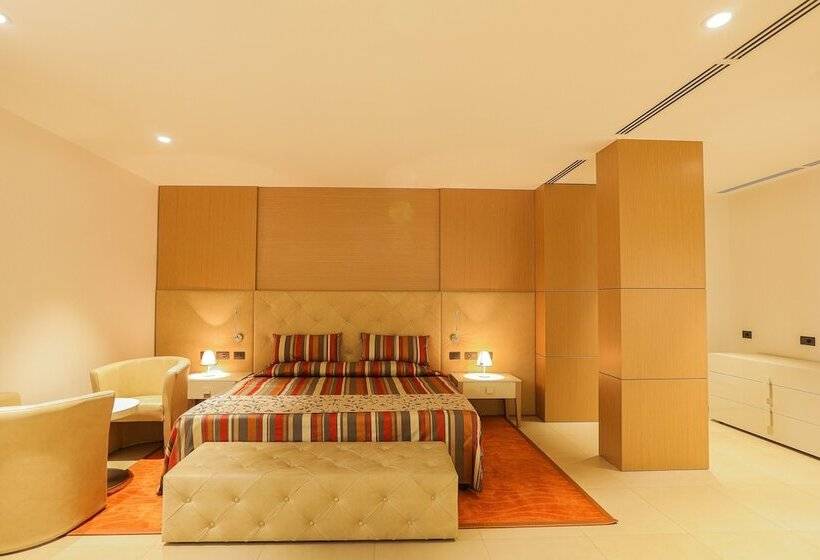 سوئیت پرزیدنت, Heliconia Park   Port Harcourt