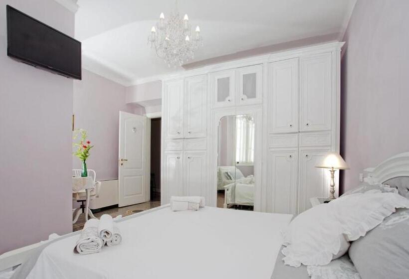 Номер Стандарт, B&b Elisir
