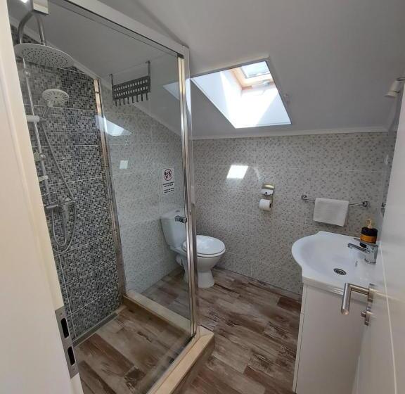 اتاق خانوادگی, Kevin&jessica Rooms