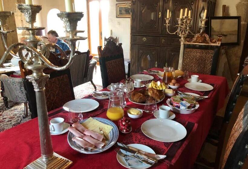 Семейный Номер Deluxe, Chateau Mareuil