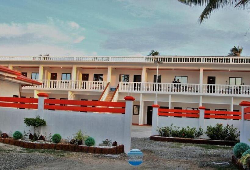 이코노미 룸, Cris Del Mar Resort