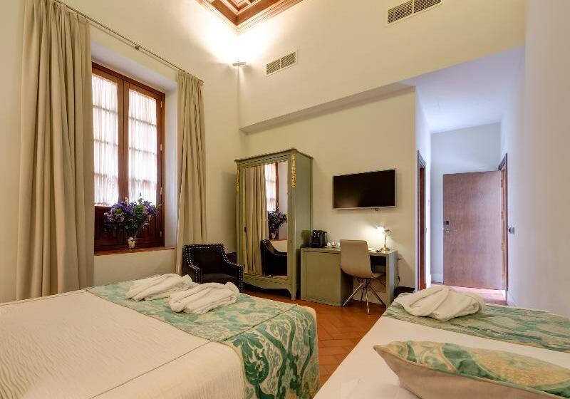חדר סטנדרט לשלושה, Palacio Pinello
