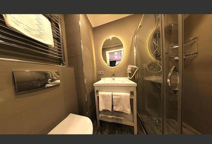 バルコニー付きスタンダードルーム, Taksim Santa Lucia
