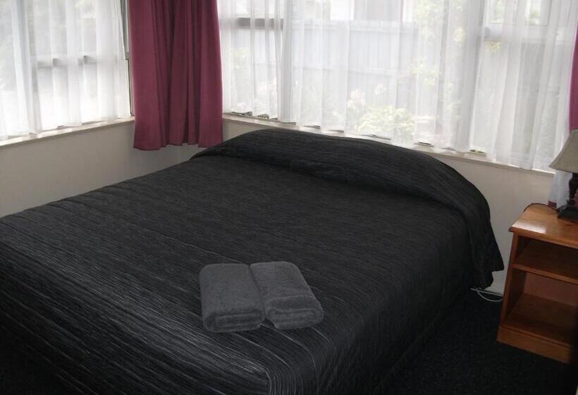 Апартаменты 2 Спальни, Scenicland Motels