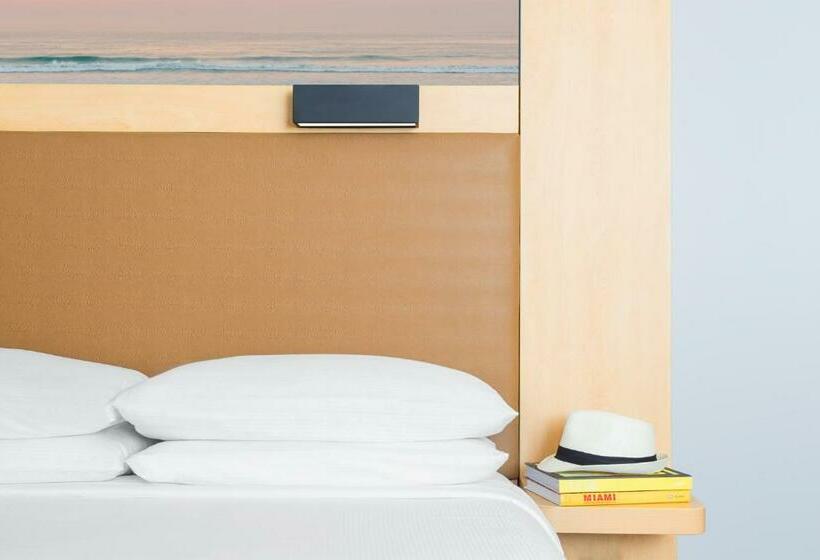 Стандартный Номер Кровать Кинг, The Gates Hotel South Beach