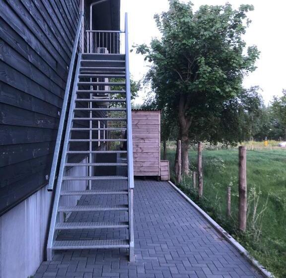 Студия Deluxe, De La Rue Vakantiesuites