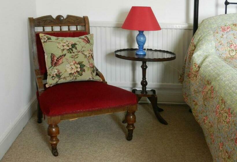 Номер Стандарт, Cilwen Country House Bed And Breakfast