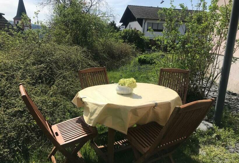 Номер Стандарт, Zum Alten Pfarrhaus