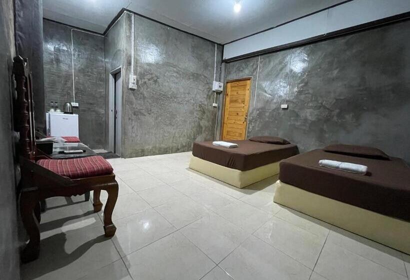 Номер Стандарт, บ้านภัทร์จรัส น่าน   Baan Patjarad Nan