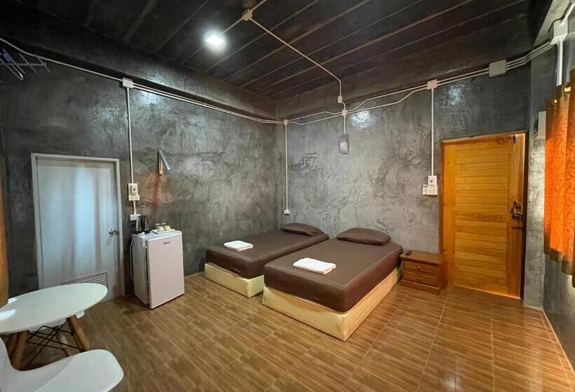 Номер Стандарт, บ้านภัทร์จรัส น่าน   Baan Patjarad Nan