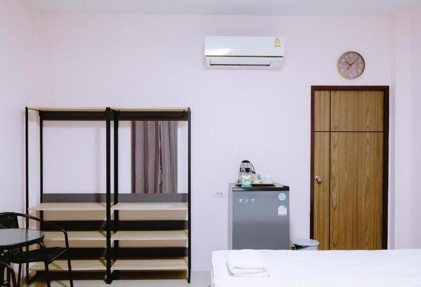 Номер Deluxe, Peeranon Resort