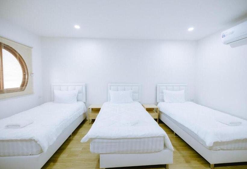 Трехместный Номер Superior, Peeranon Resort