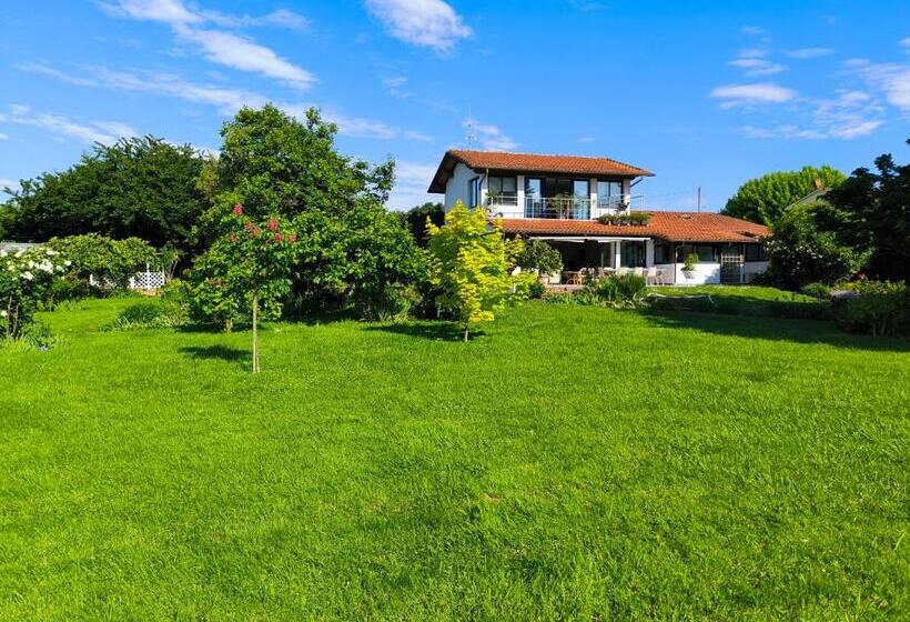 Quarto Estandar, Versilia   Pietrasanta   Le Colmate Guesthouse