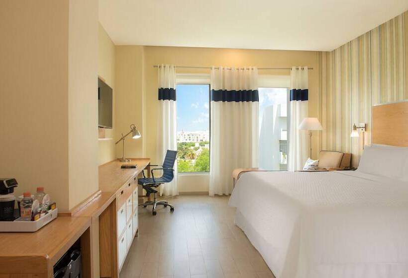琮城市景观的豪华间, Four Points By Sheraton Cancun Centro