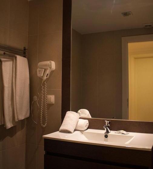 Номер Стандарт, Lisbon Arsenal Suites