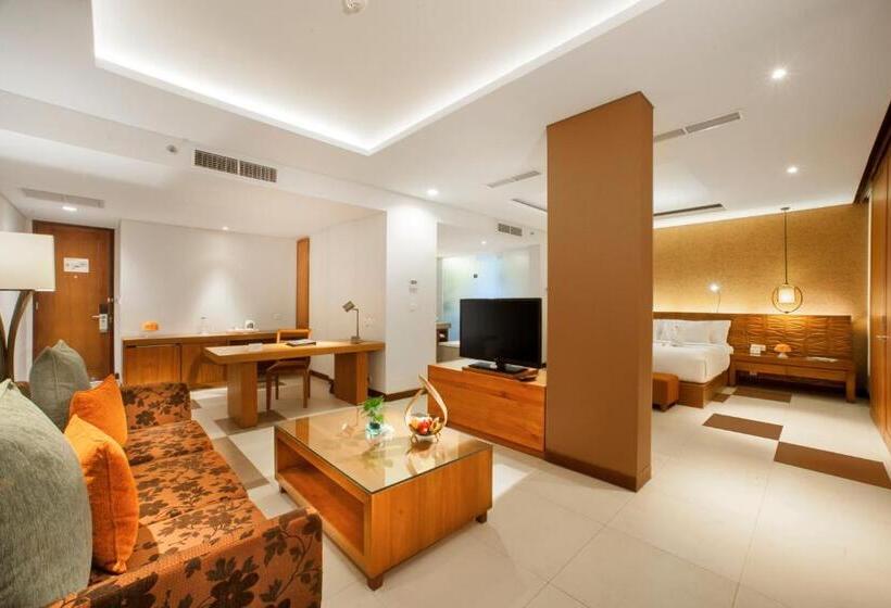 Люкс, Sun Island Hotel & Spa Legian