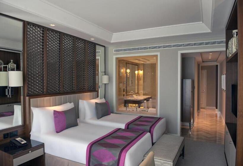 Номер Deluxe Вид на Город, Taj Dubai