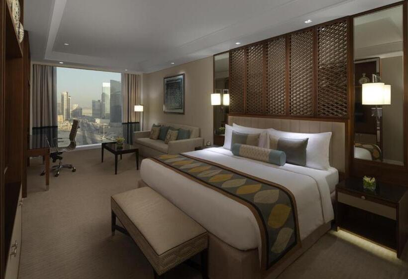 Семейный Номер, Taj Dubai