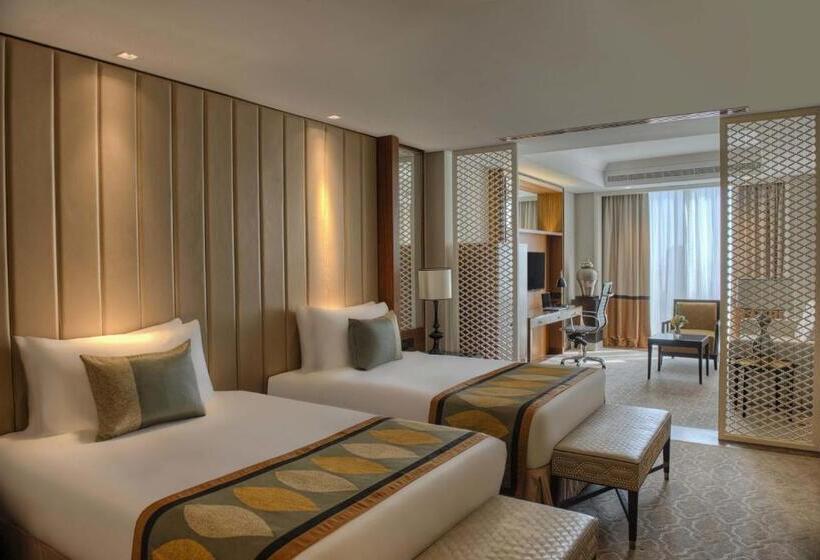 Семейный Номер, Taj Dubai