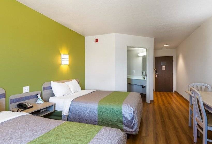 Номер Стандарт 2 Двуспальные Кровати, Motel 6cedar City, Ut