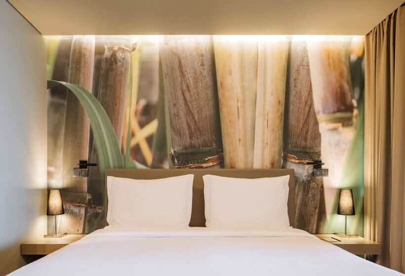 Люкс, Saccharum Resort