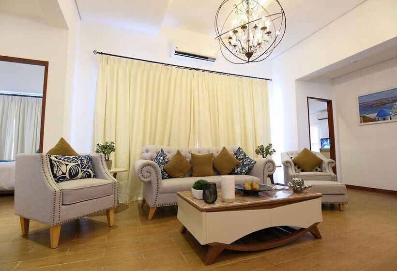 ویلای 2 خوابه, Thunderbird Resorts  Poro Point
