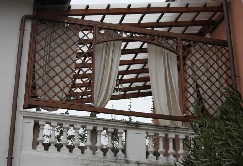 Апартаменты 5 спален, Antica Corte Milanese