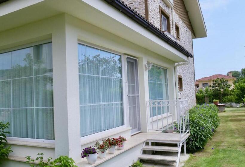 이그제큐티브 스위트 정원 전망, Göcek Naz