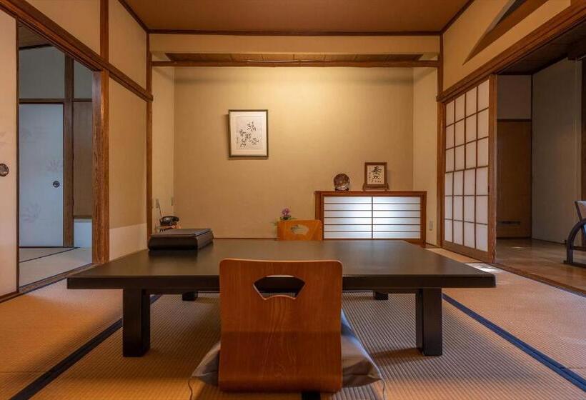 Четырехместный Номер Стандарт, Jinya Ryokan