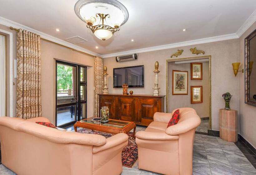 Апартаменты 2 Спальни, Villa Simonne
