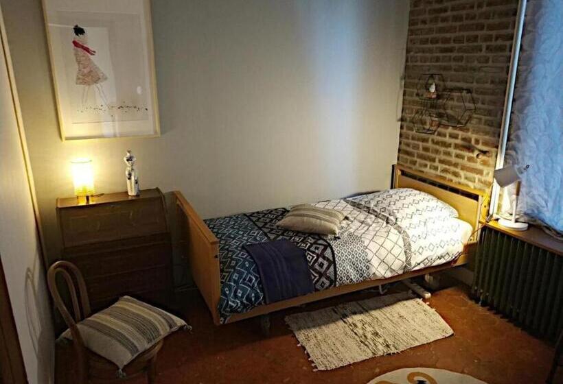 Номер Стандарт Индивидуальный, Chambre Calme Et Accueillante, Parking Gratuit, Navette Gare Ou Aéroport