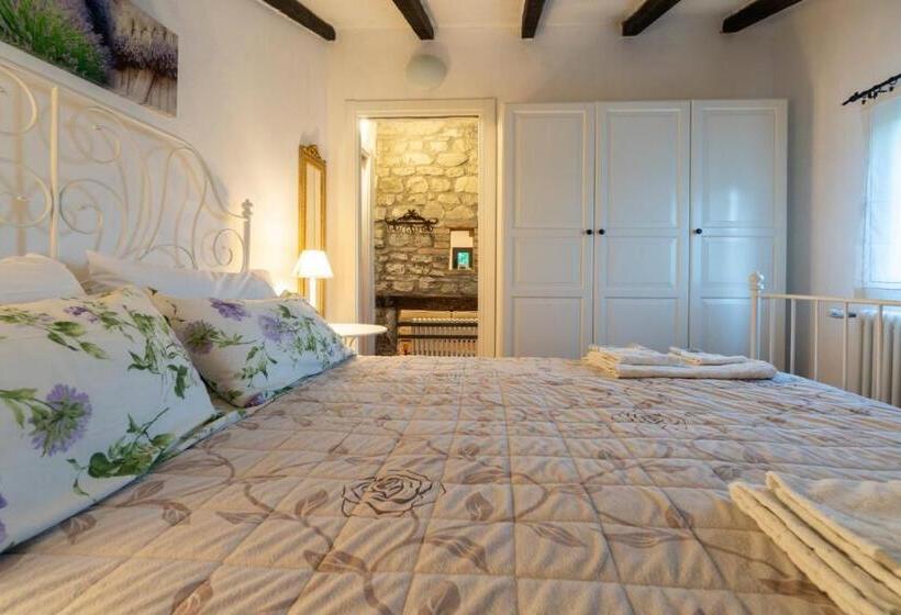 Полулюкс Вид на Бассейн, B&b Podere Calvanella