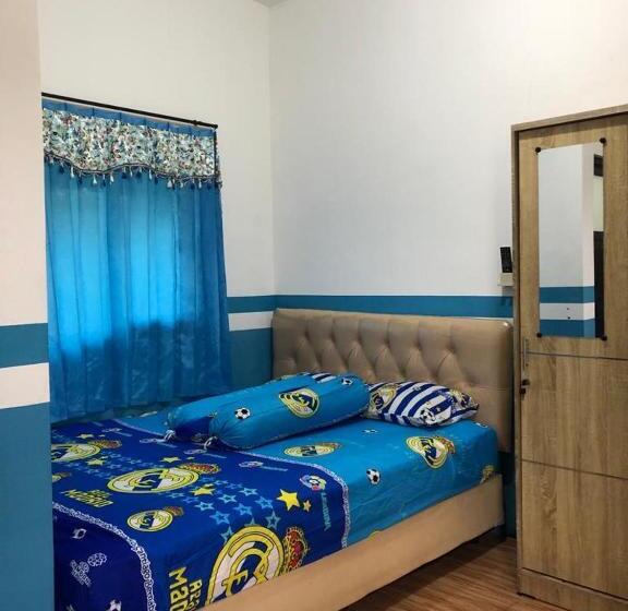 Семейный Номер Deluxe, Penginapan Banyu Biruku