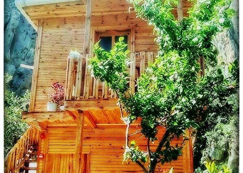 Бунгало Стандарт Вид на Сад, Kapuzbaşı şelalesi Baştürk Dinlenme Tesisleri