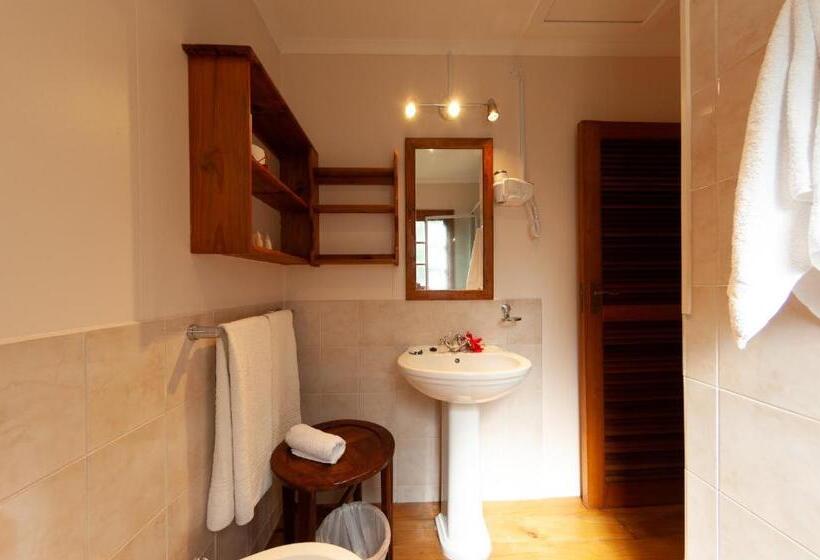 سوییت جونیور با چشم‌انداز دریا, Le Vasseur La Buse Eco Resort