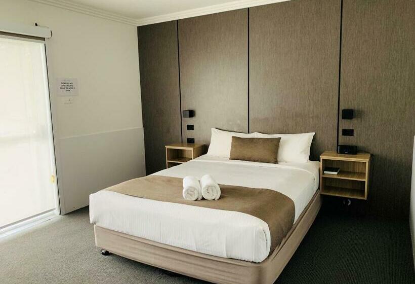 Семейный Номер, Huskisson Beach Motel