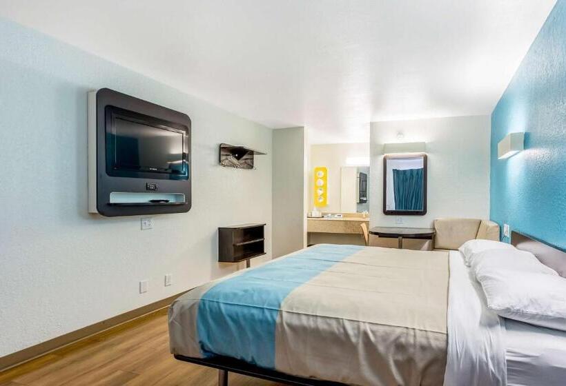带大床的标准间, Motel 6bryan, Tx  College Station