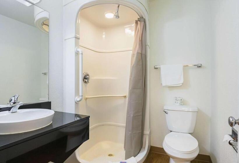 Номер Стандарт Адаптированный для Инвалидов, Motel 6 Rochester, Mn