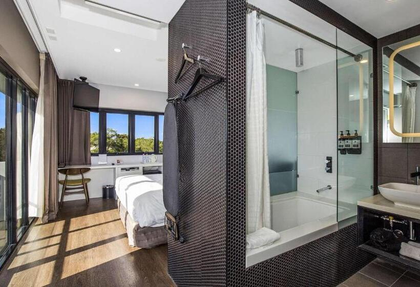 스위트 퀸침대, The Kingsford Brisbane Airport, Ascend Hotel Collection