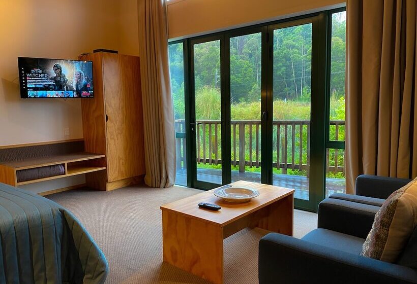 Студия Deluxe, Waitomo Lodge