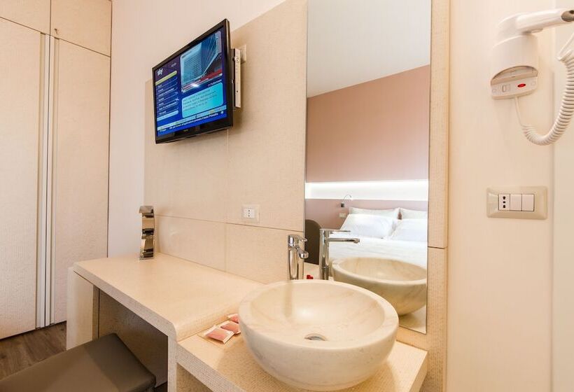 Номер Deluxe, De La Ville Depandance Di Hotel Augustus