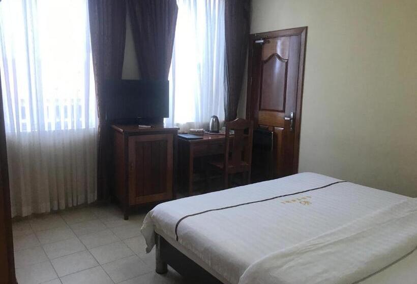 Стандартный Номер Кровать Кинг, Don Bosco Hotel School