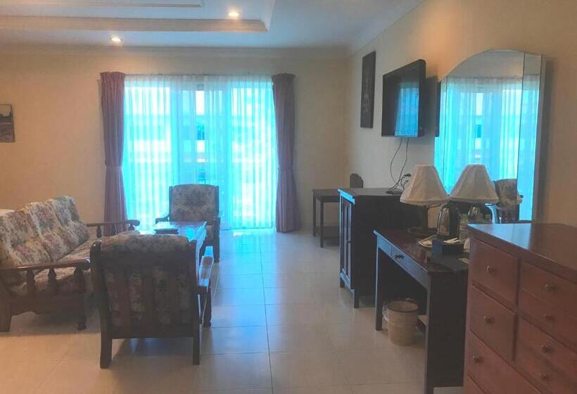 Номер Deluxe, Don Bosco Hotel School