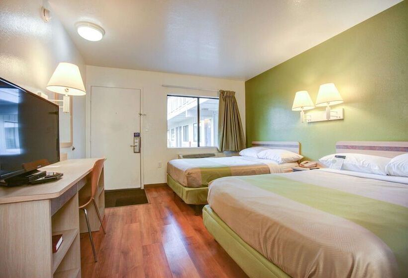 Номер Стандарт 2 Двуспальные Кровати, Motel 6 Elkton, Md