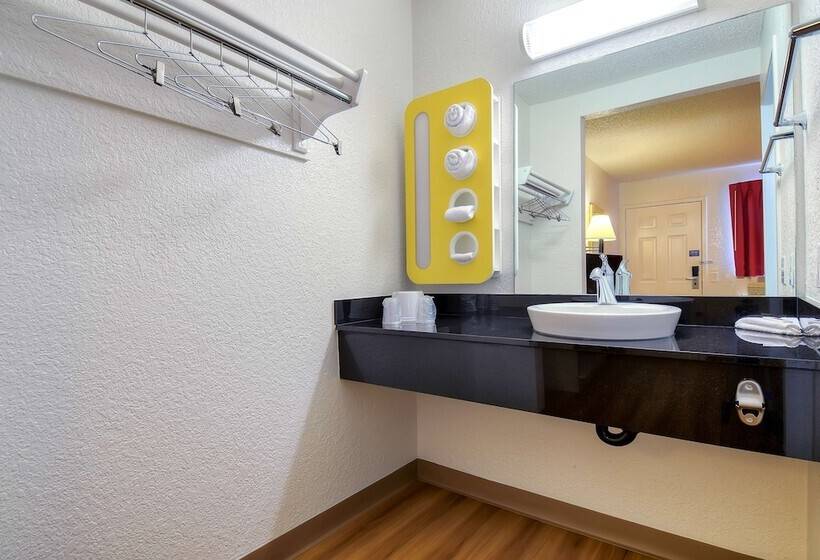 Номер Deluxe, Motel 6 Rowland Heights, Ca   Los Angeles   Pomona