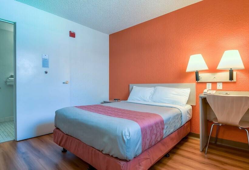 Номер Deluxe, Motel 6 Rowland Heights, Ca   Los Angeles   Pomona