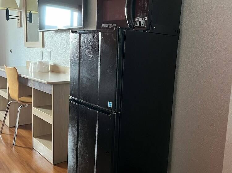 Четырехместный Номер Стандарт, North Hills Inn
