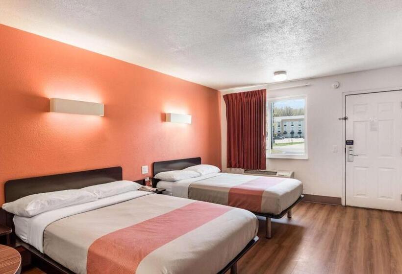 Четырехместный Номер Deluxe, Motel 6youngstown, Oh